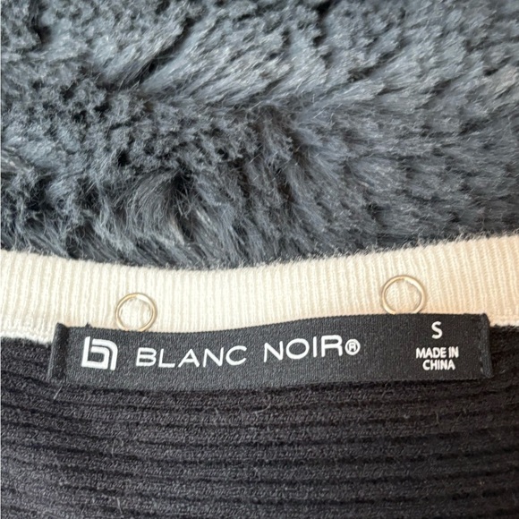 Blanc Noir Snap Button Intercept Cashmere Blend Pullover Sweater Size Small - Picture 2 of 15